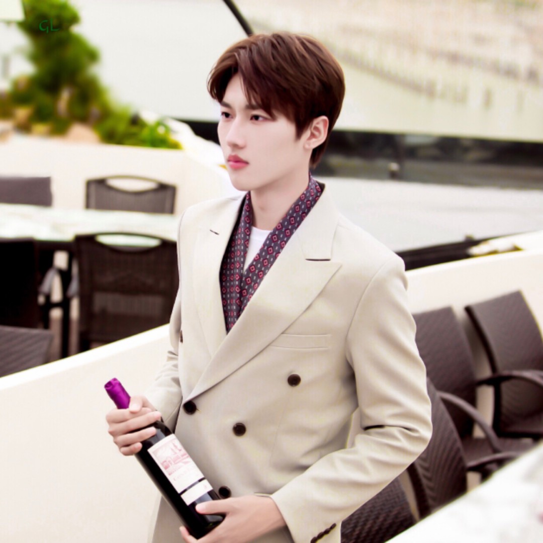 师铭泽个人资料