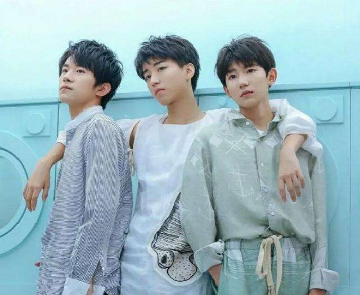 来自泡泡圈:                                      tfboys 浏览